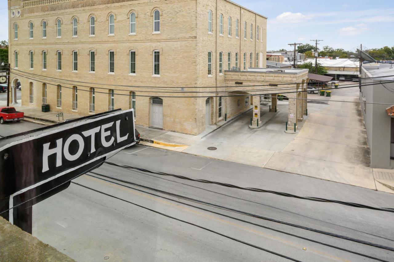 The Alcalde Hotel By Oyo Gonzales Luaran gambar
